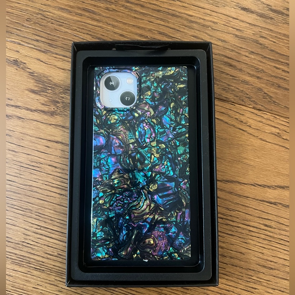Flaunt IPhone 13 case - Black Abalone